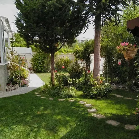 Вила Карина Casa de hóspedes
