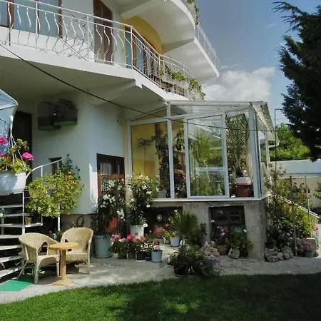 Casa de hóspedes Вила Карина Varna