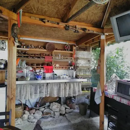 Вила Карина Casa de hóspedes