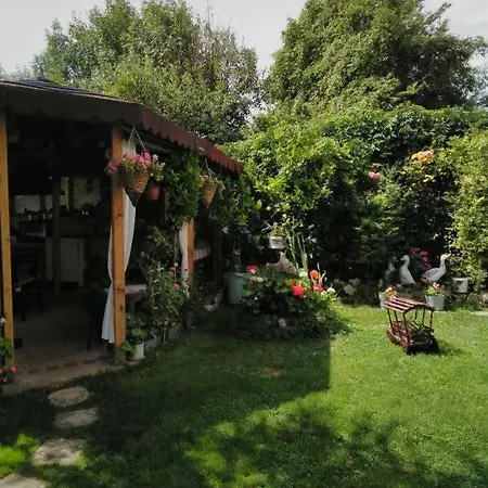 Konukevi Вила Карина Varna